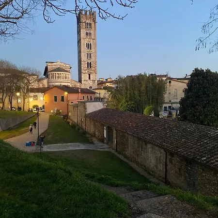 Dentro Le Mura - Il Cantuccio * Lucca